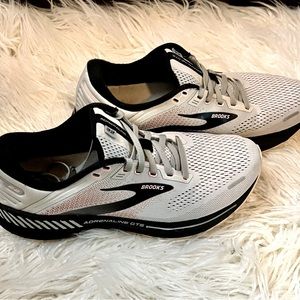 Brooks running shoes